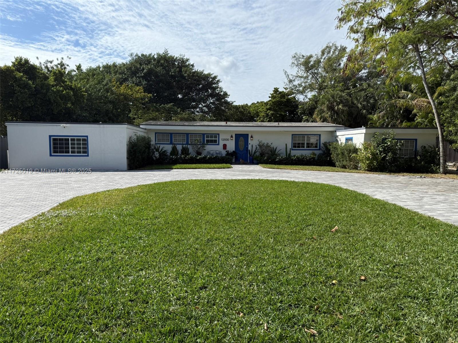 12500 Alamanda Dr, North Miami, Florida image 3