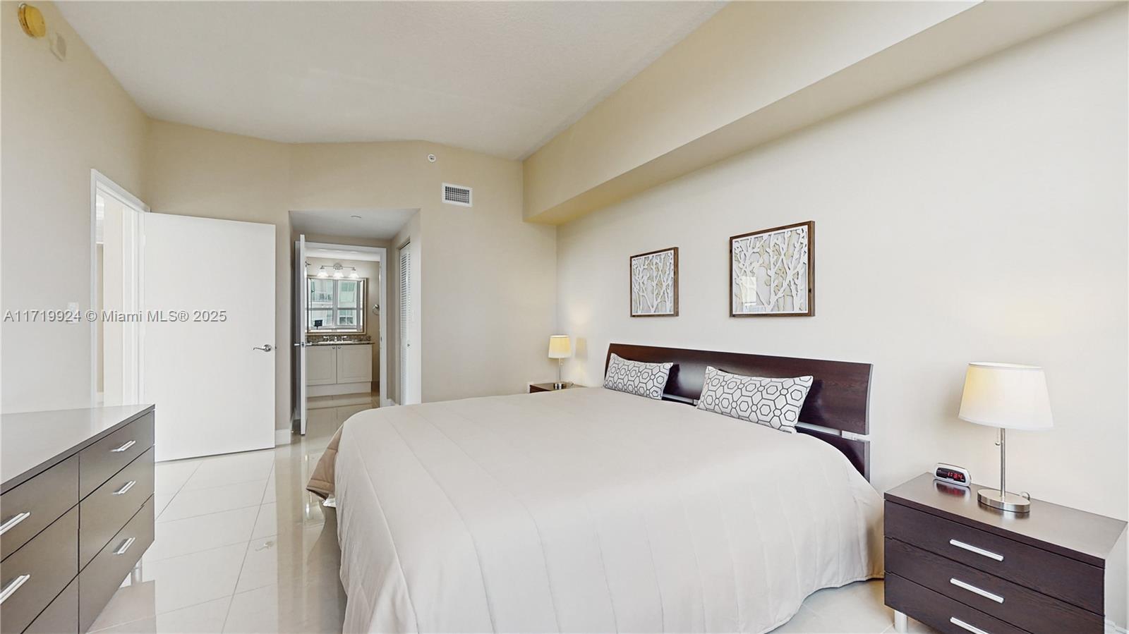 19501 W Country Club Dr #1004, Aventura, Florida image 15