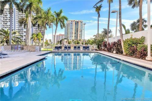 Residential, Fort Lauderdale, Florida image 4