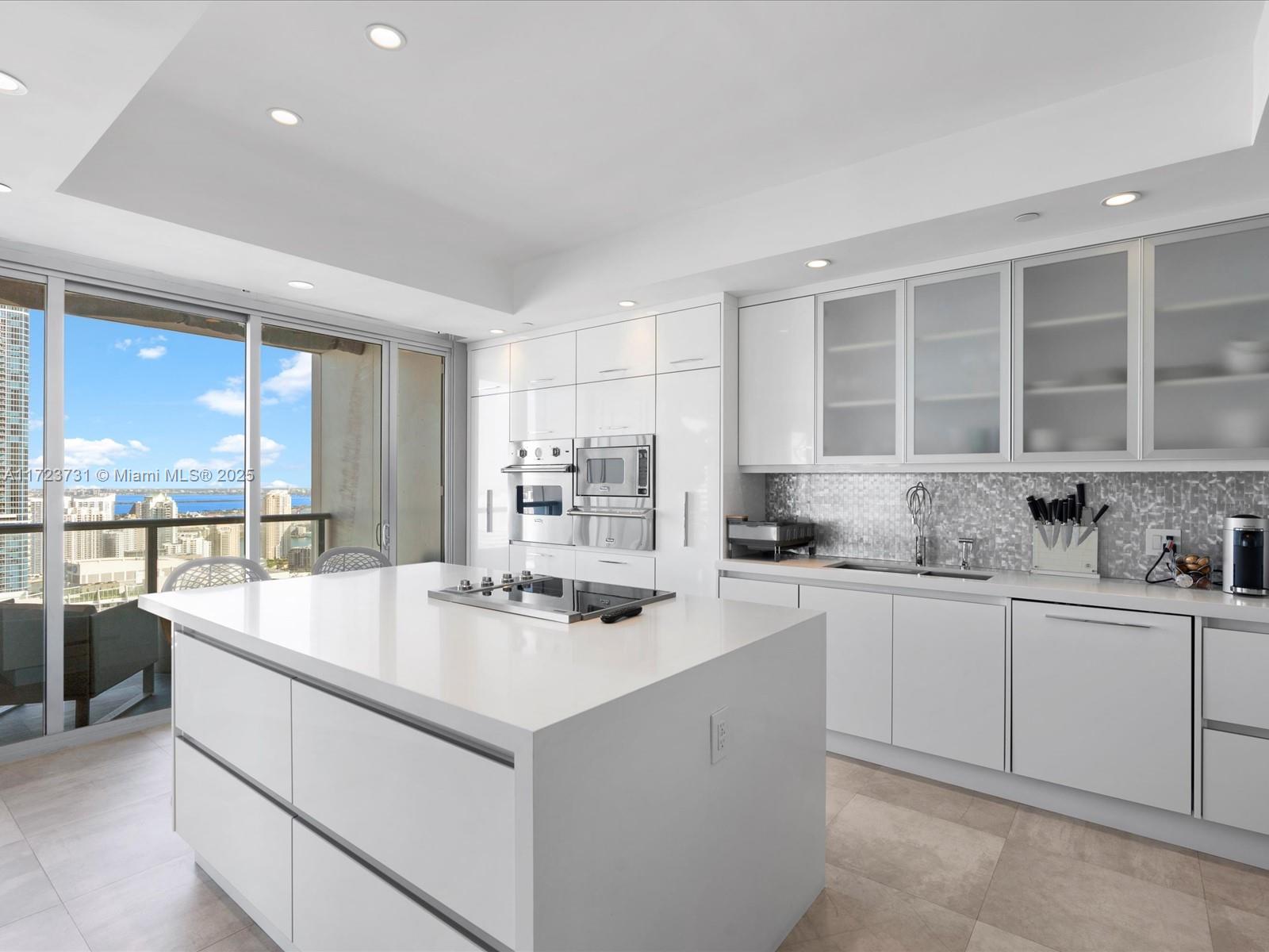 1425 Brickell Ave #52BC, Miami, Florida image 22