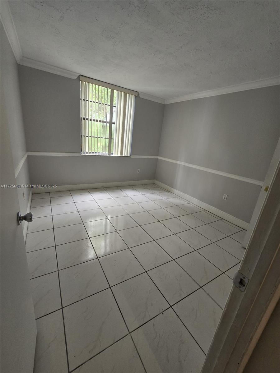 9440 Fontainebleau Blvd #301, Miami, Florida image 17