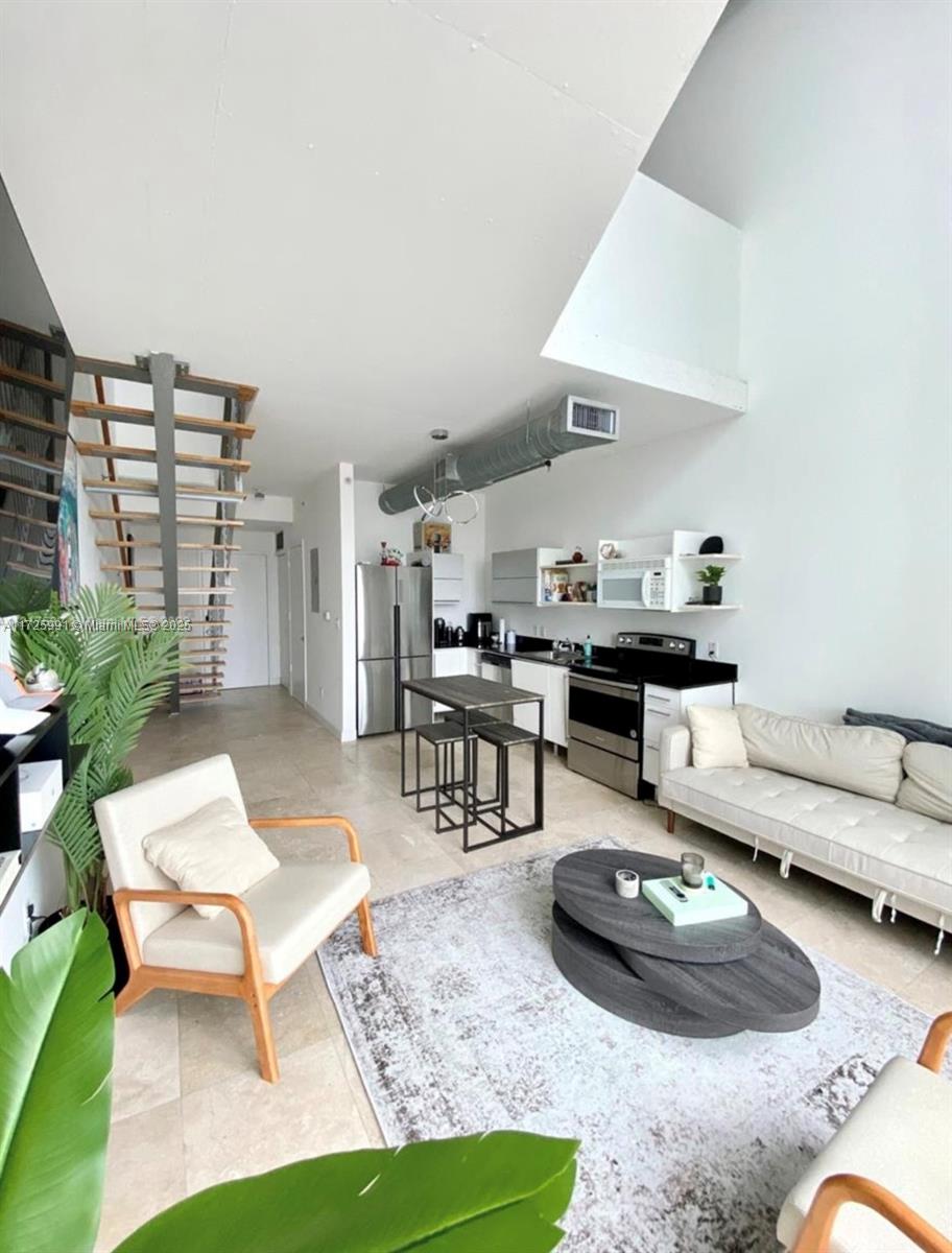 690 SW 1st Ct #1715, Miami FL 33130