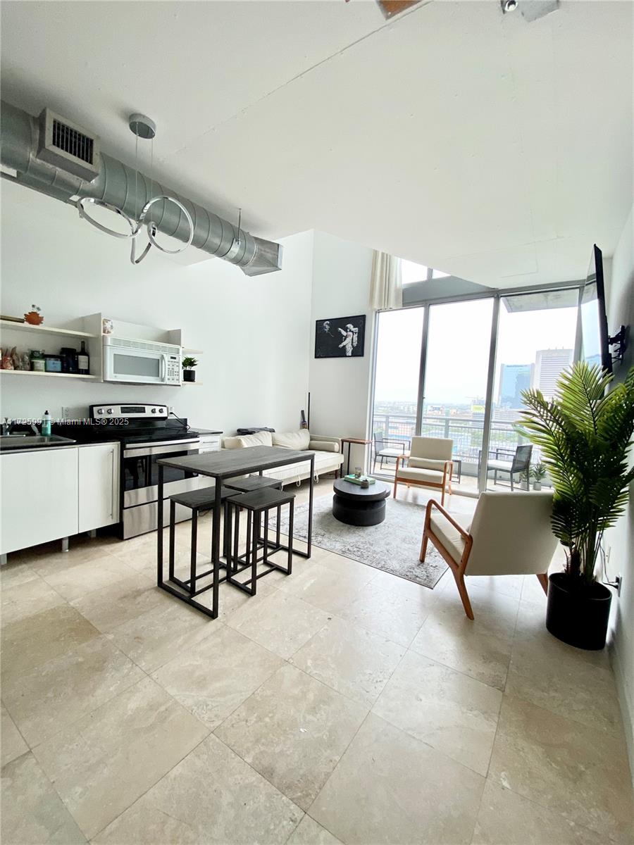 690 SW 1st Ct #1715, Miami FL 33130