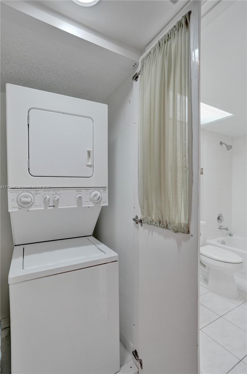 1001 SW 128th Ter #207B, Pembroke Pines, Florida image 15