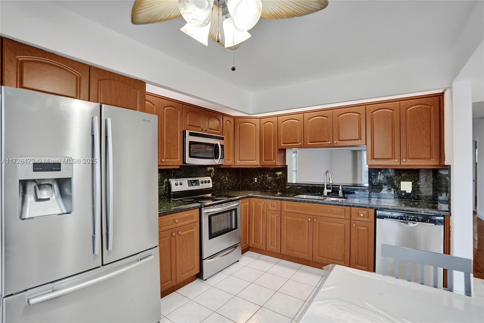 1001 SW 128th Ter #207B, Pembroke Pines, Florida image 3