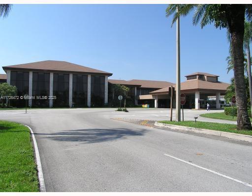 1001 SW 128th Ter #207B, Pembroke Pines, Florida image 32