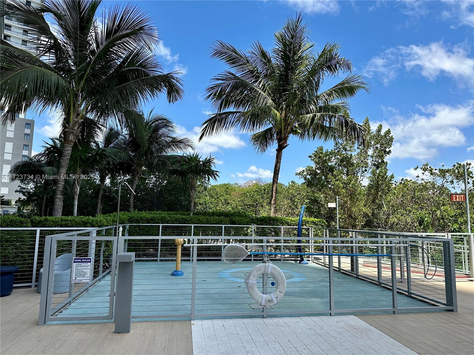 16385 Biscayne Blvd #718, North Miami Beach, Florida image 24