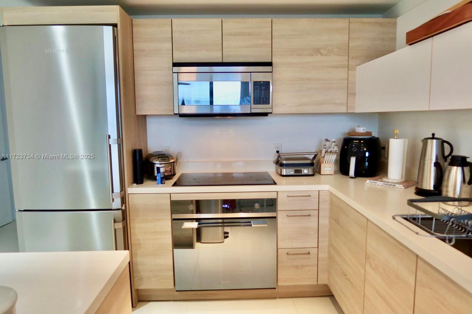 16385 Biscayne Blvd #718, North Miami Beach, Florida image 29