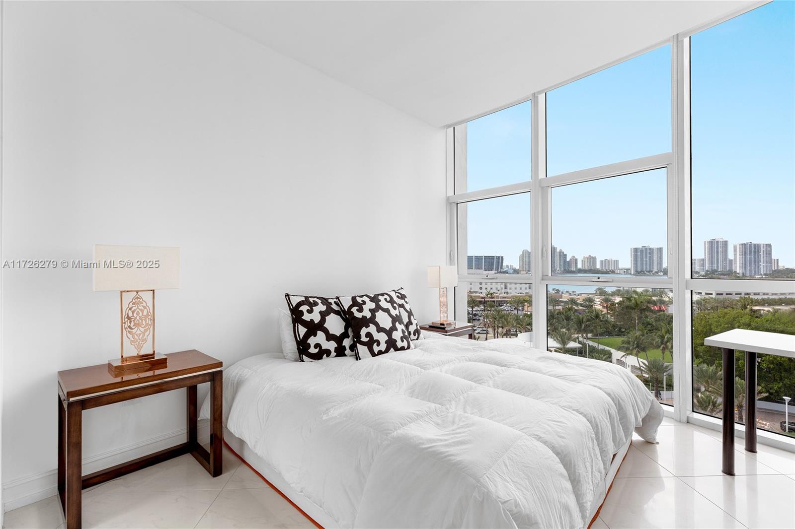 18101 Collins Ave #909, Sunny Isles Beach, Florida image 29