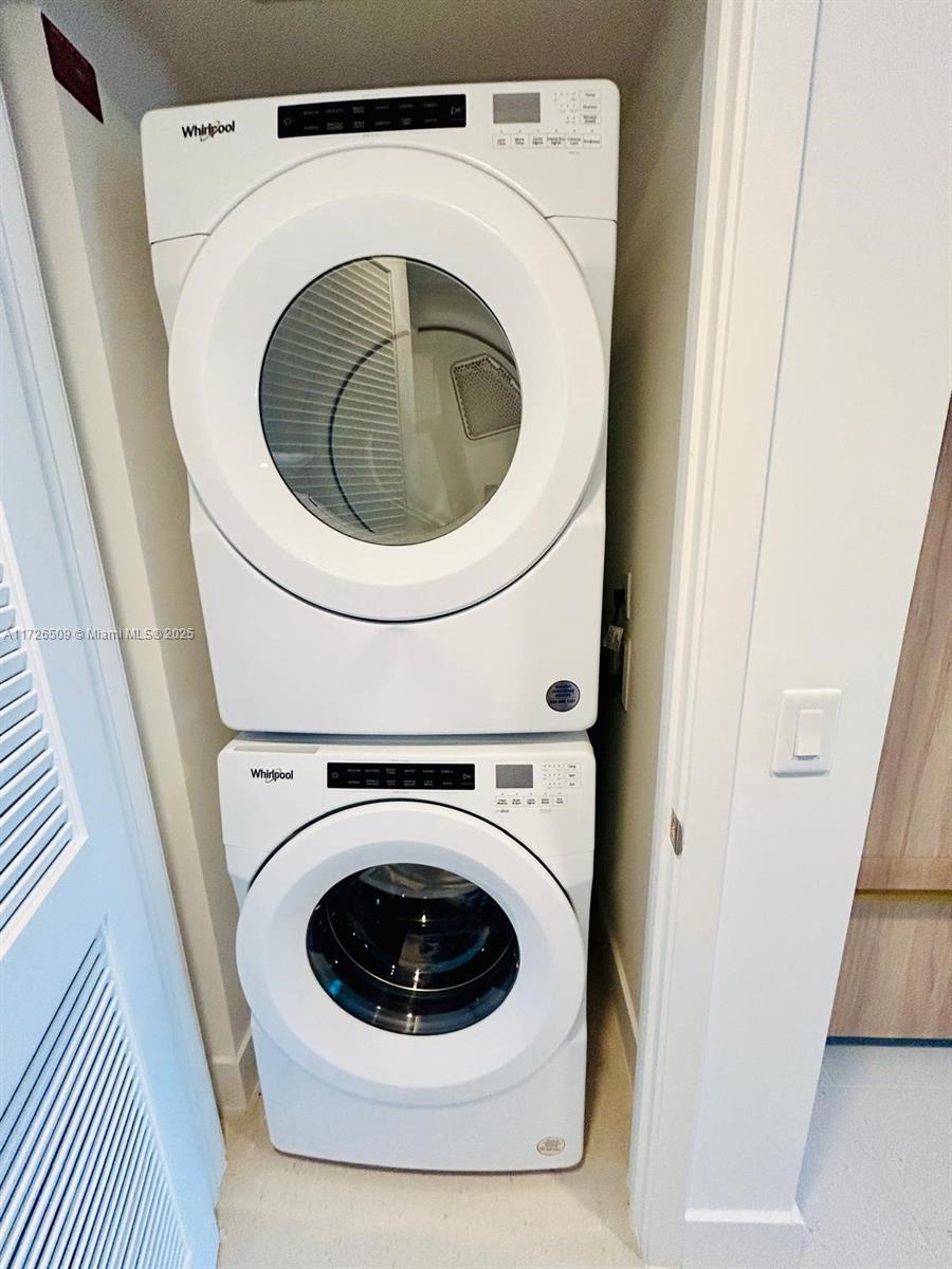 Listing Photo 16
