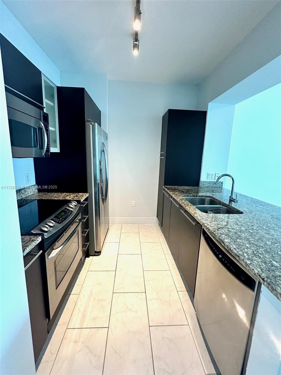 951 Brickell Ave #3403, Miami, Florida image 30