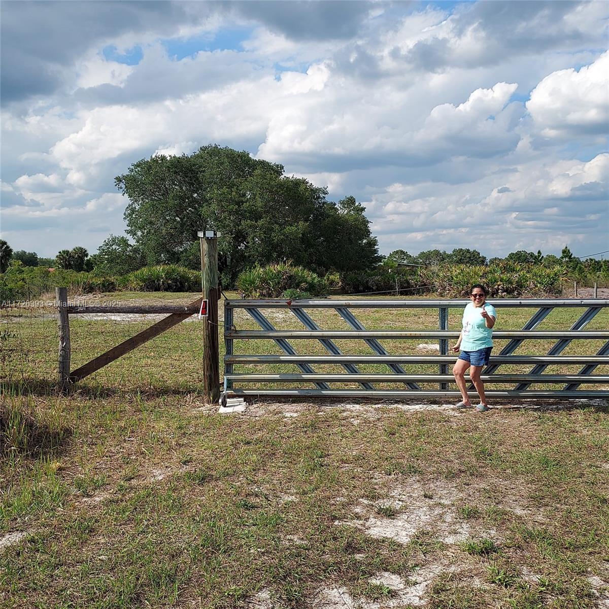 18383 NW 274, Okeechobee, Florida image 2