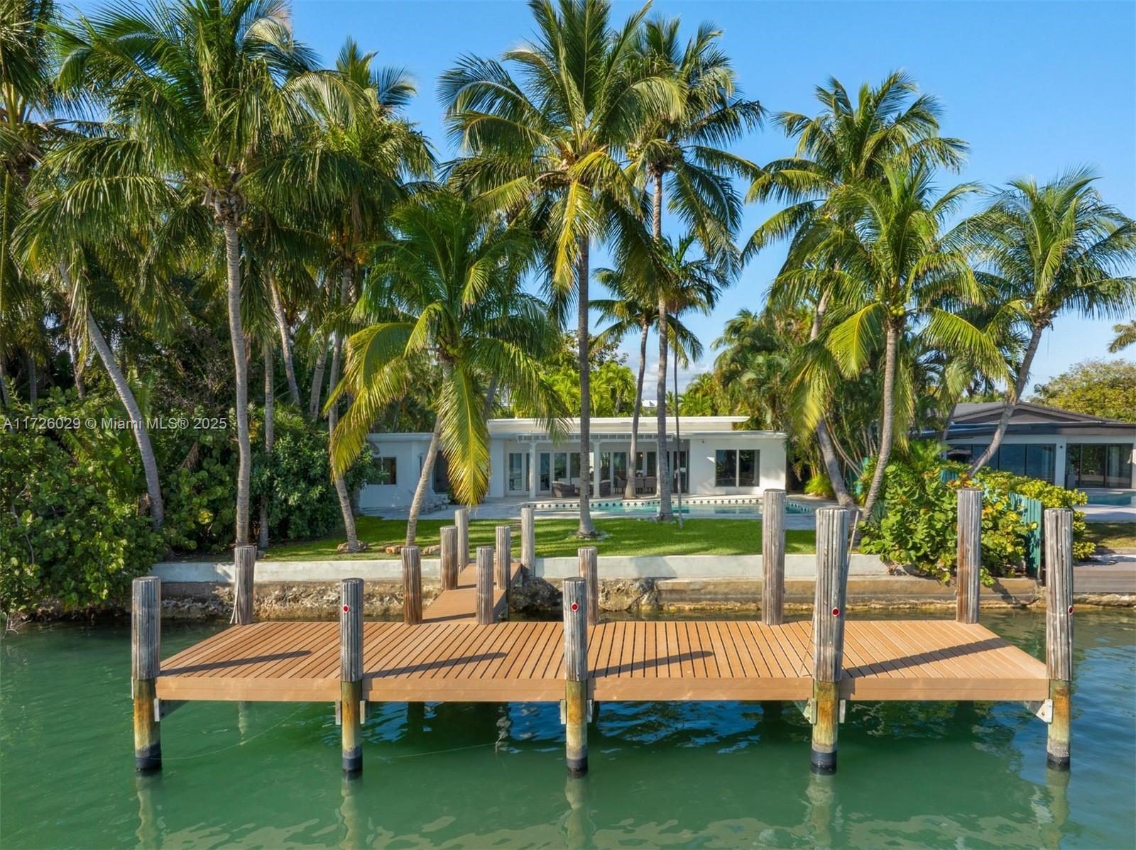 1200 Bay Dr, Miami Beach, Florida image 11