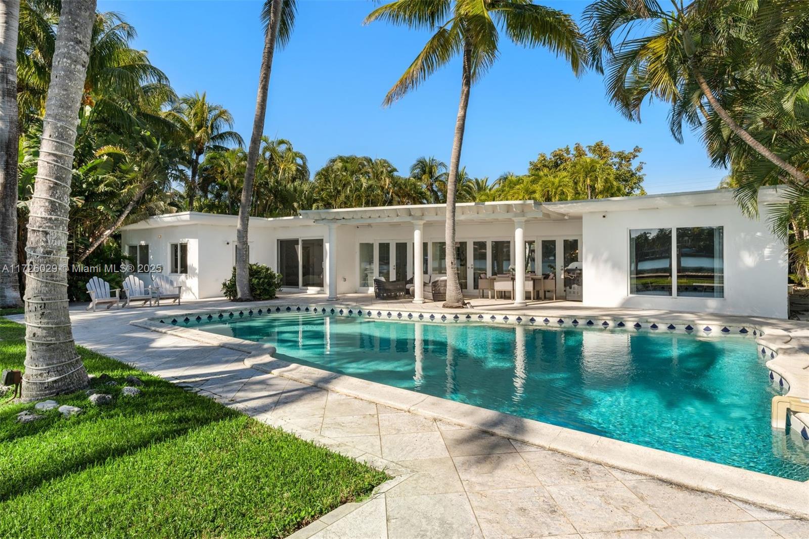 1200 Bay Dr, Miami Beach, Florida image 2