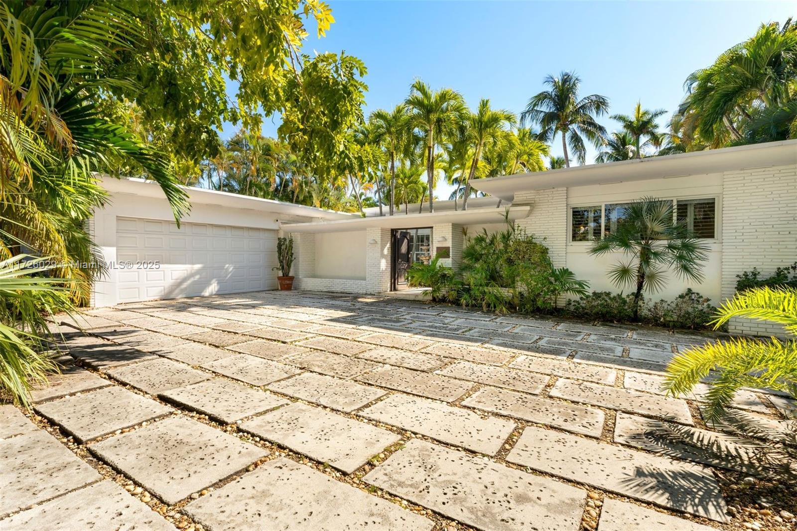 1200 Bay Dr, Miami Beach, Florida image 3