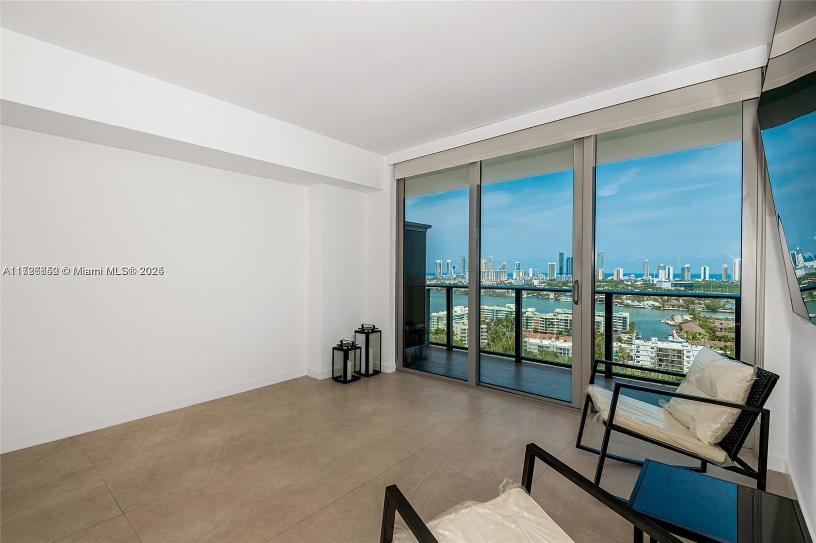 16385 NE Biscayne Blvd #2118, North Miami Beach, Florida image 21