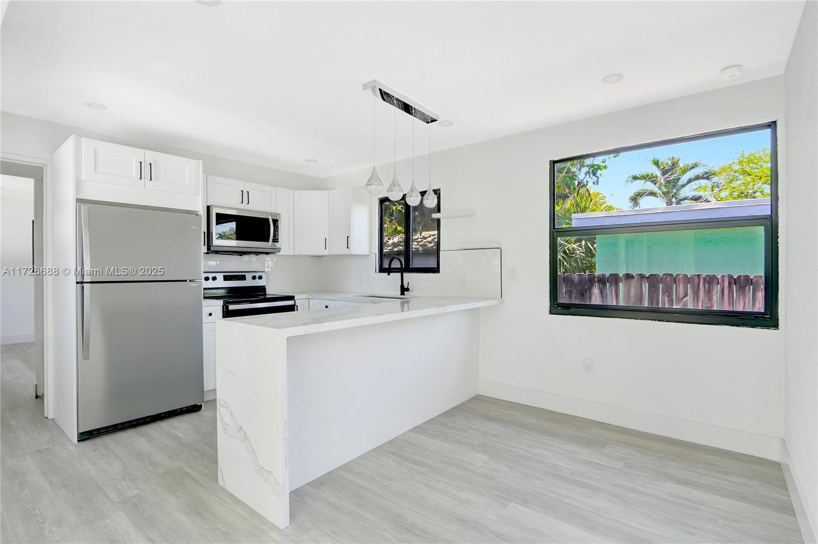 2454 Garfield St, Hollywood, Florida image 14