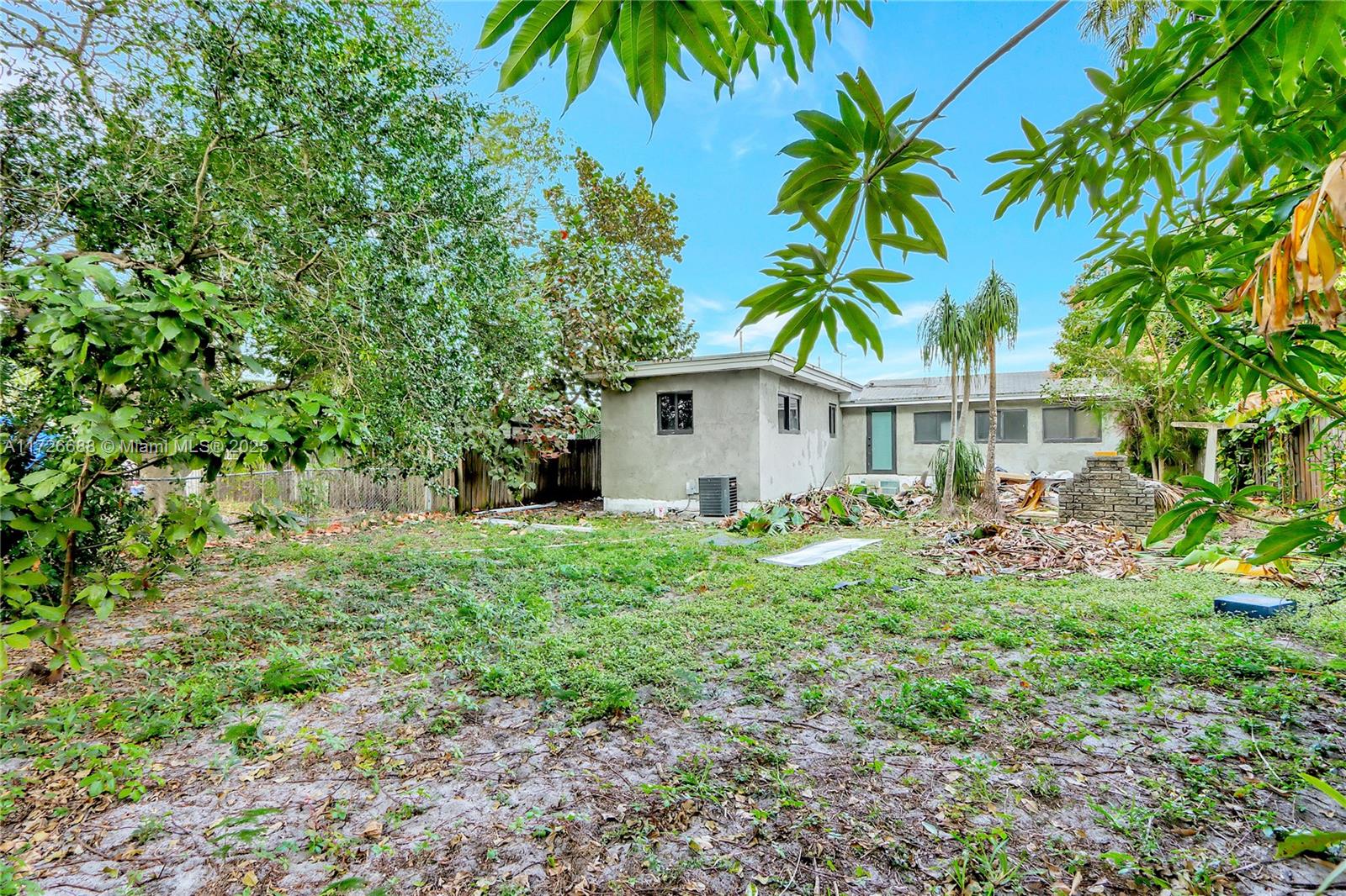 2454 Garfield St, Hollywood, Florida image 8