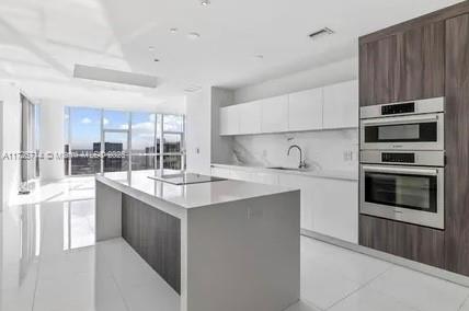 851 NE 1st Ave #4212, Miami FL 33132