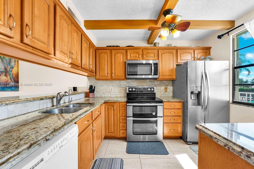 6049  Balboa Cir #203 For Sale A11725924, FL