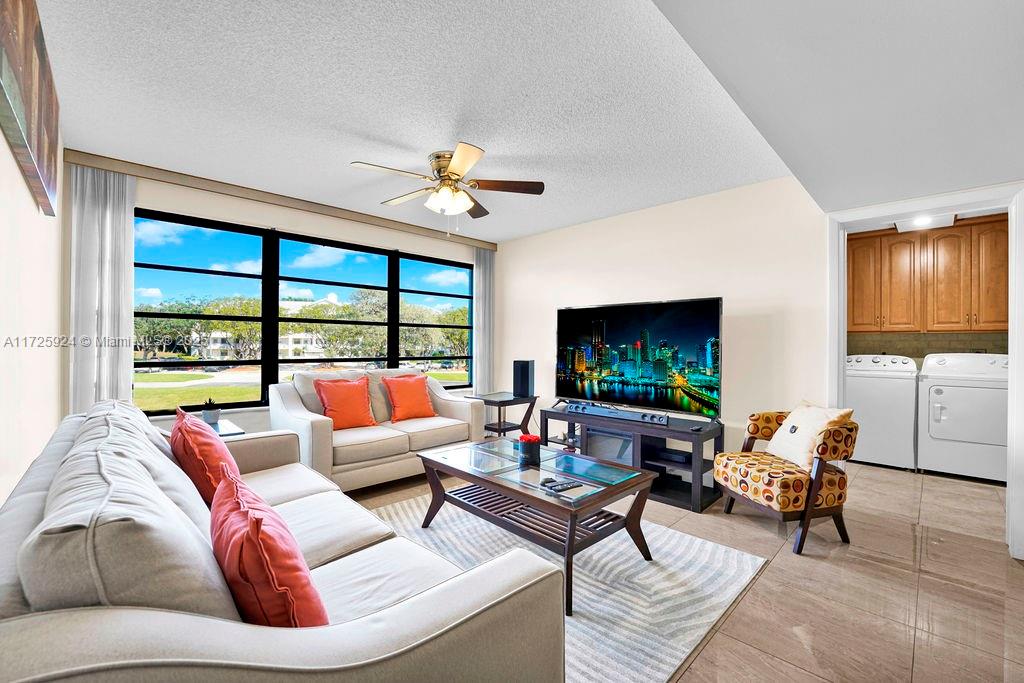 6049 Balboa Cir #203, Boca Raton, Florida image 16