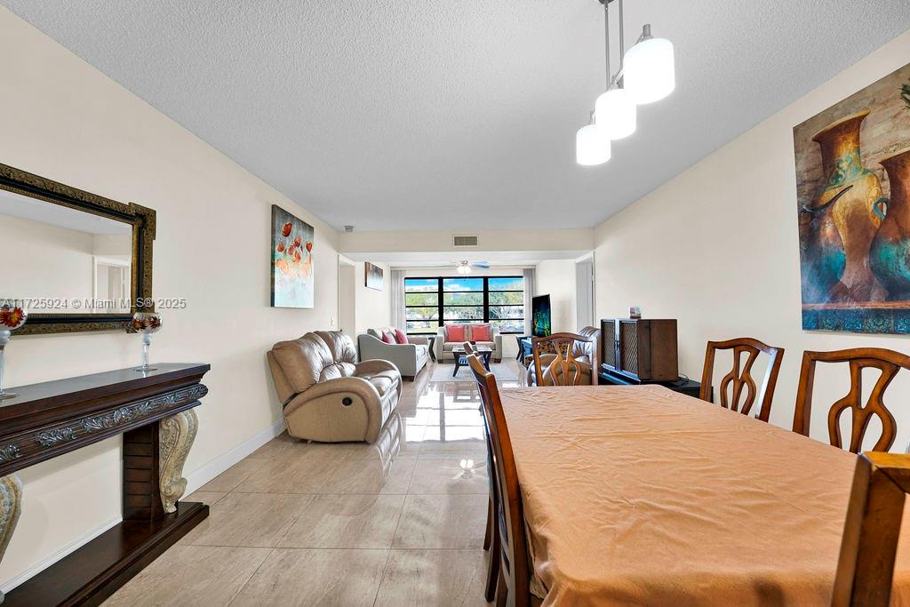 6049 Balboa Cir #203, Boca Raton, Florida image 3