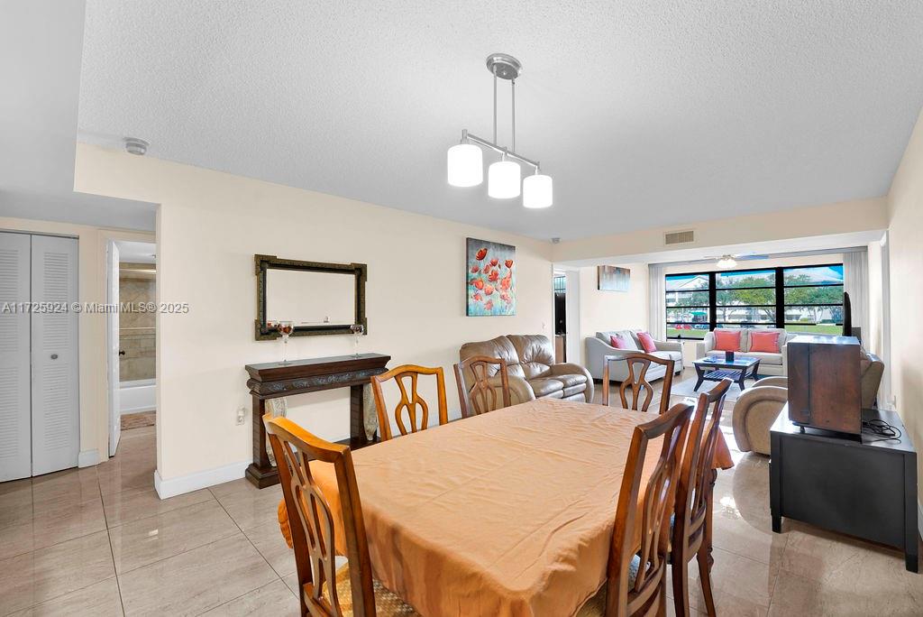 6049 Balboa Cir #203, Boca Raton, Florida image 6