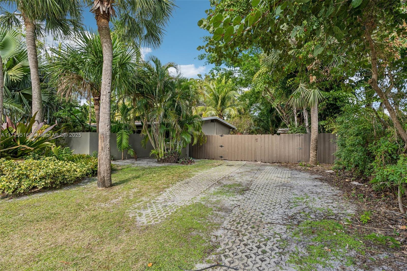 109 NE 26th Dr, Wilton Manors, Florida image 37