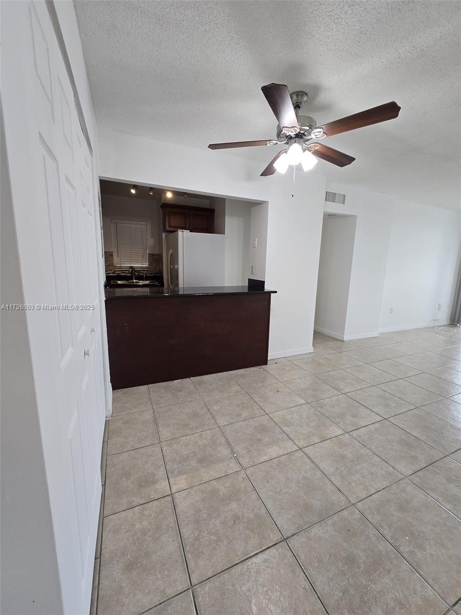 816 NW 87th Ave #406, Miami, Florida image 1