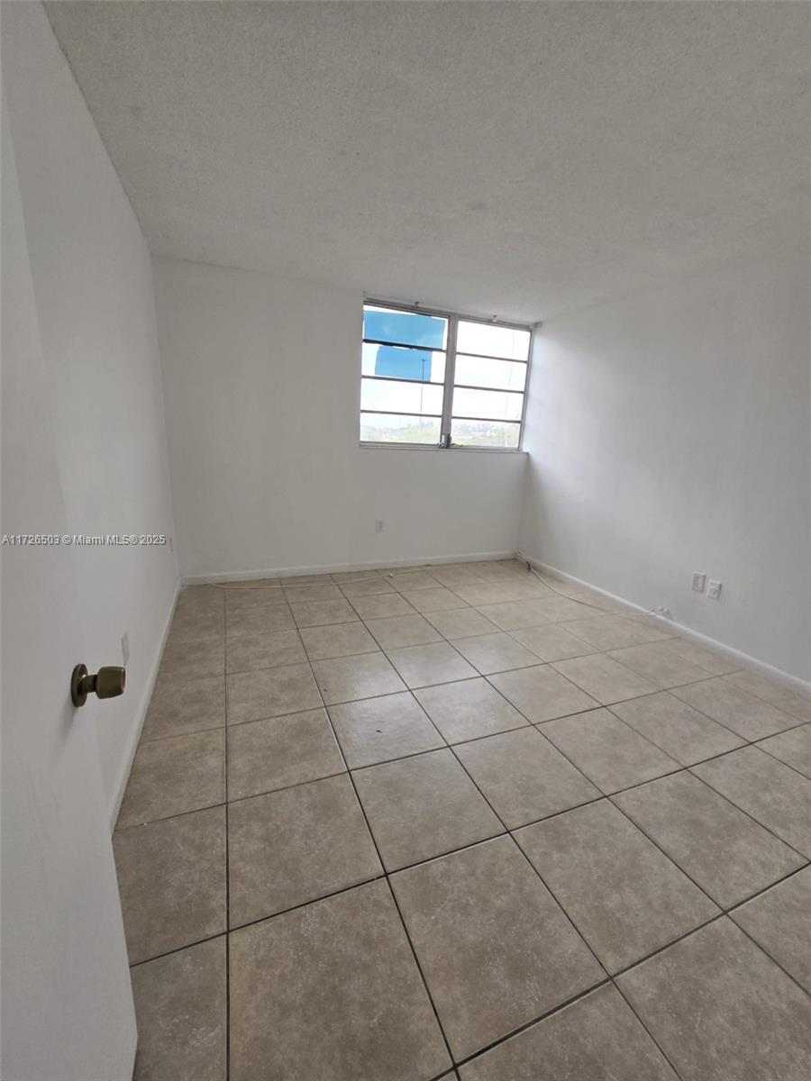 816 NW 87th Ave #406, Miami, Florida image 13