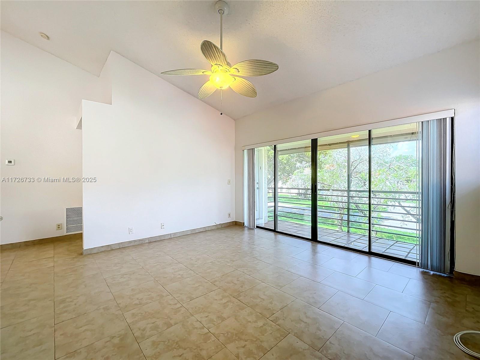 20 Via De Casas Sur #202, Boynton Beach, Florida image 13