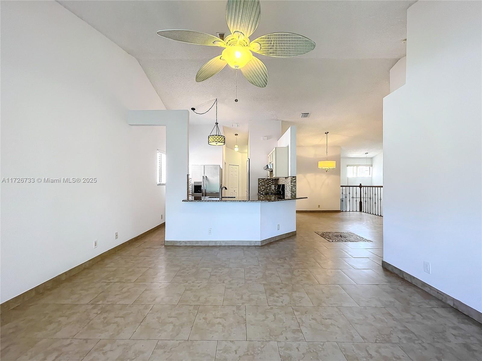 20 Via De Casas Sur #202, Boynton Beach, Florida image 14