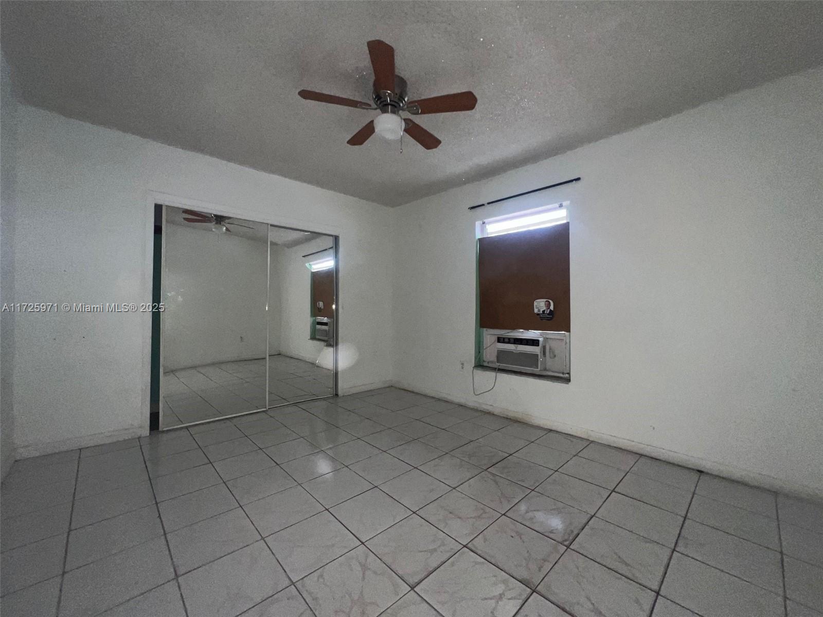 840 SE 4th Pl, Hialeah, Florida image 9