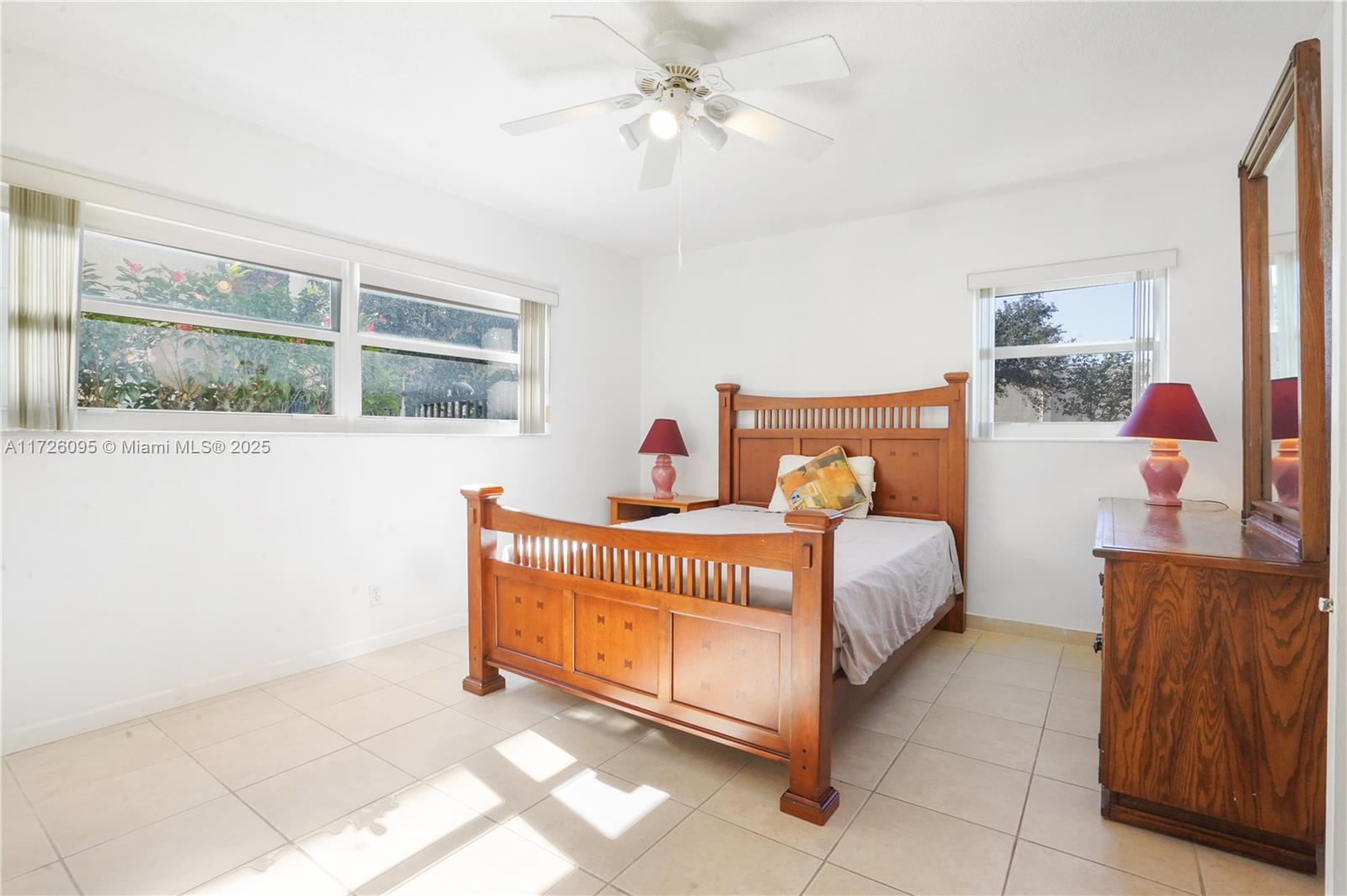 5171 W Oakland Park Blvd #101, Lauderdale Lakes, Florida image 10