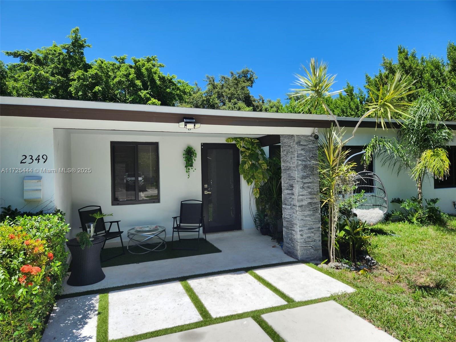 2349 NE 173rd St, North Miami Beach, Florida image 1