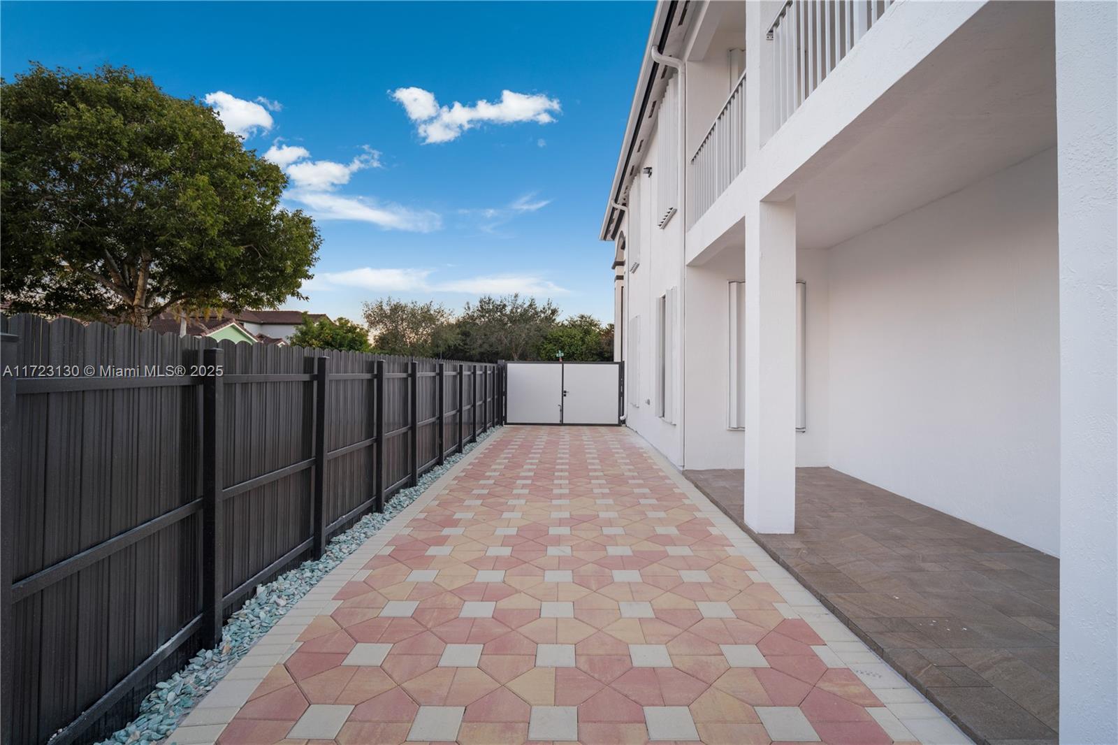 15051 SW 18th Ter, Miami, Florida image 20