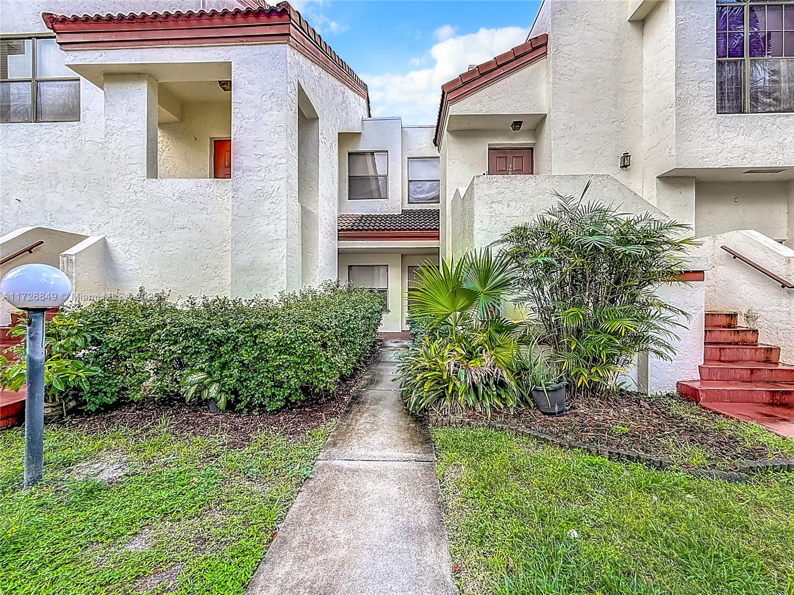 1421 Avon Ln Unit 107, North Lauderdale, Florida 33068