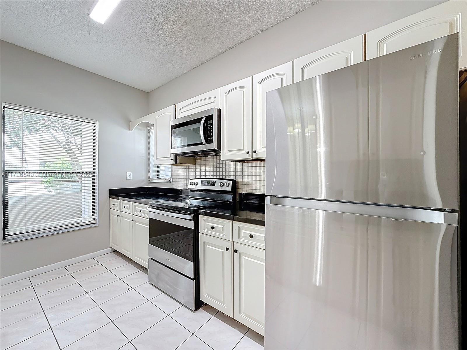 1421 Avon Ln #107, North Lauderdale, Florida image 10