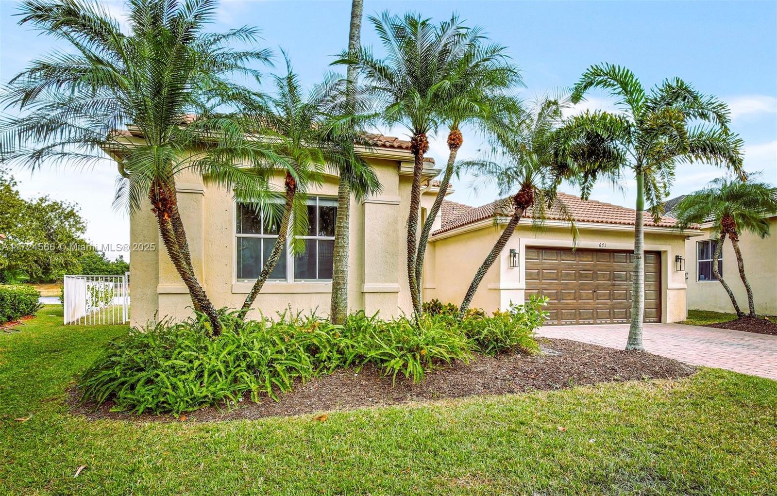 671 Nandina Dr, Weston, Florida image 3