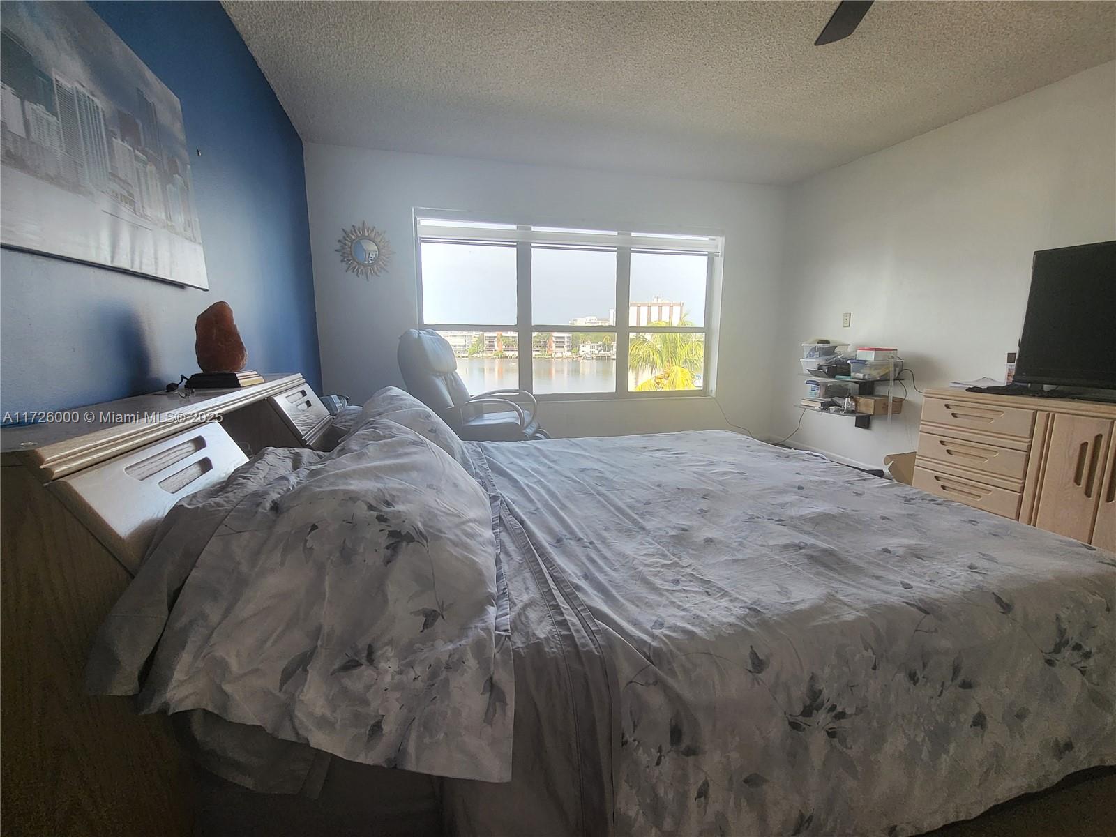 200 Golden Isles Dr #406, Hallandale Beach, Florida image 8