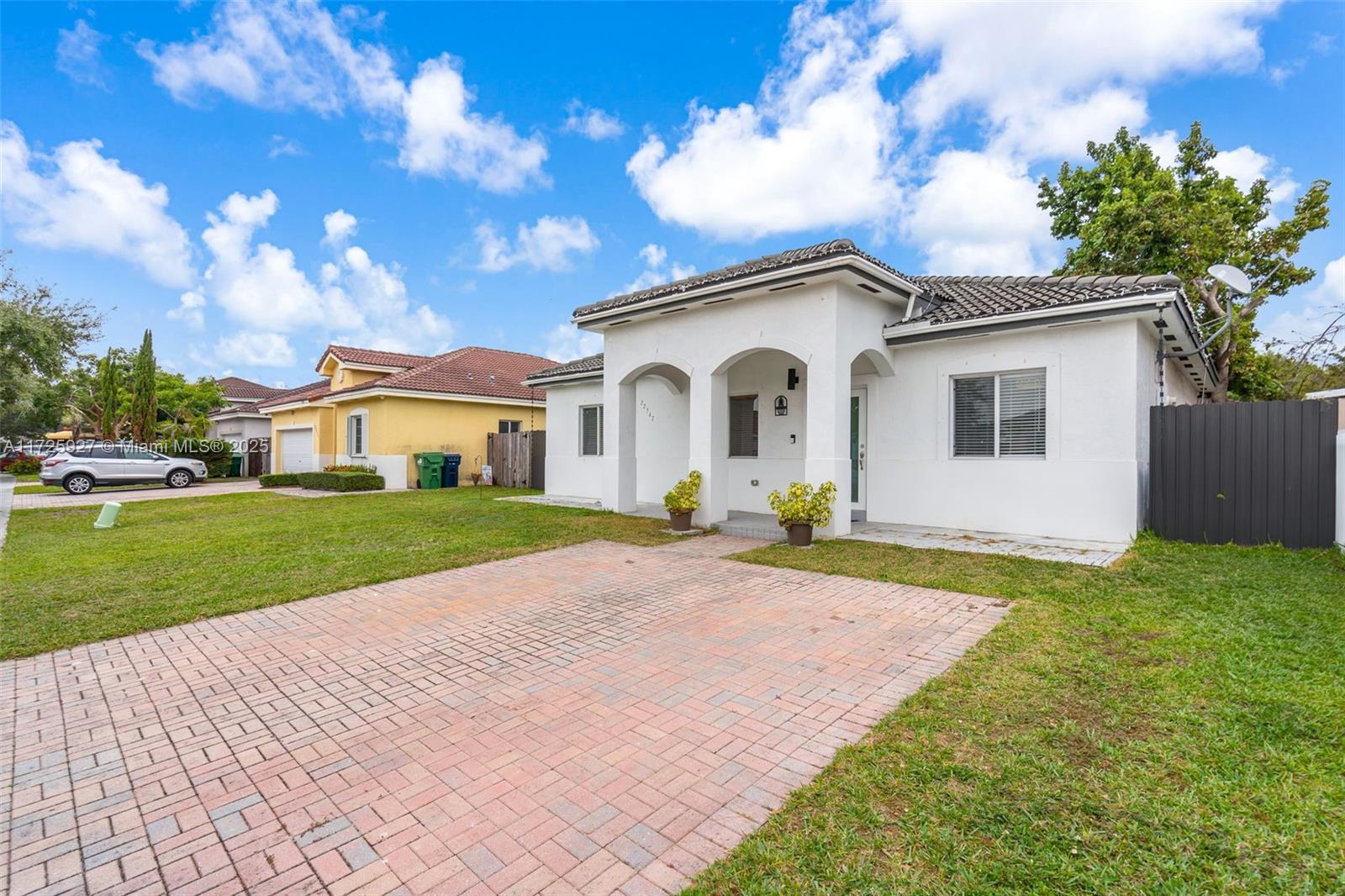 22547 SW 102nd Path, Cutler Bay, Florida image 4