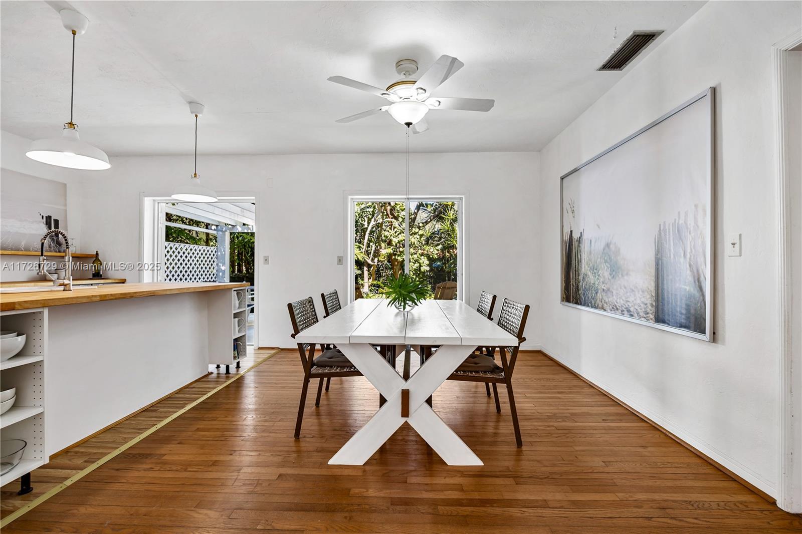 Listing Photo 9