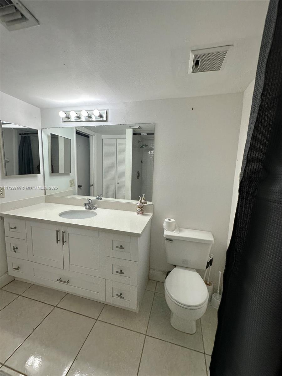 612 Gardens Dr #102, Pompano Beach, Florida image 16