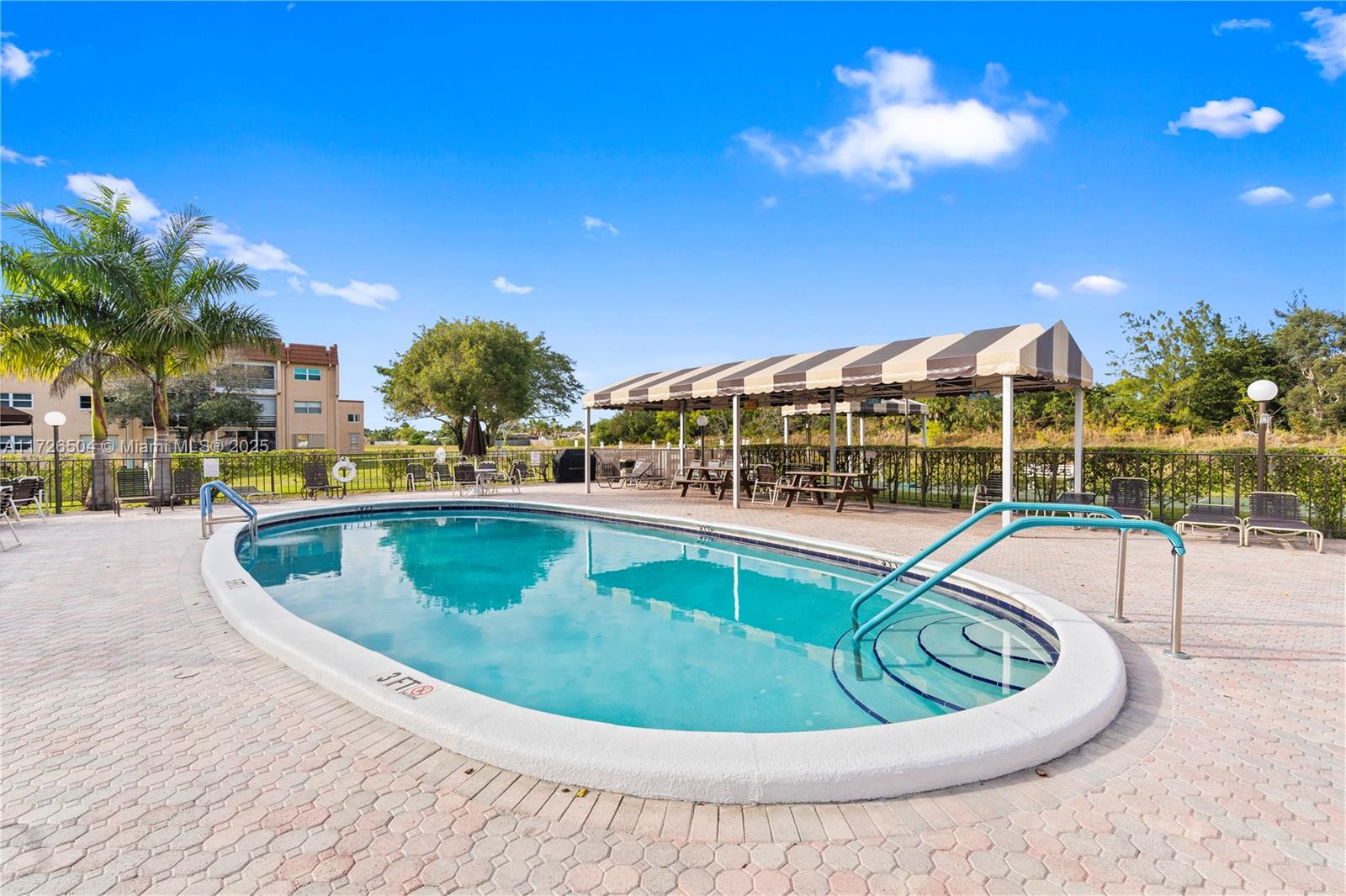 8851 Sunrise Lakes Blvd #116, Sunrise, Florida image 26