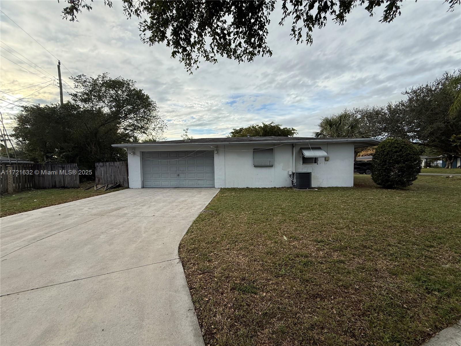 4800 NW 2nd Pl, Plantation, Florida image 3