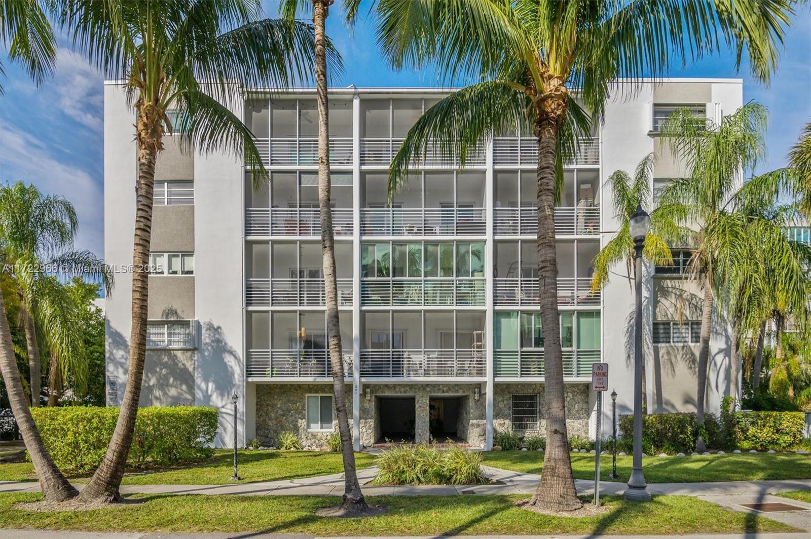 301 SW Sunrise Dr #3AW, Key Biscayne, Florida image 2