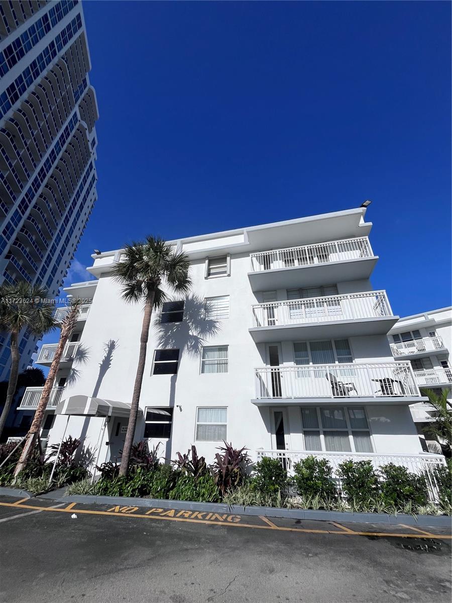 1913 S Ocean Dr #302, Hallandale Beach, Florida image 30