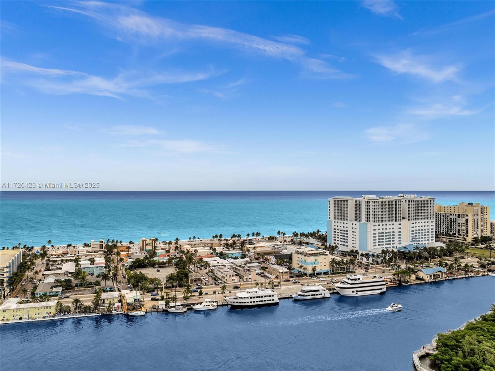 1318 N Ocean Dr  For Sale A11726423, FL