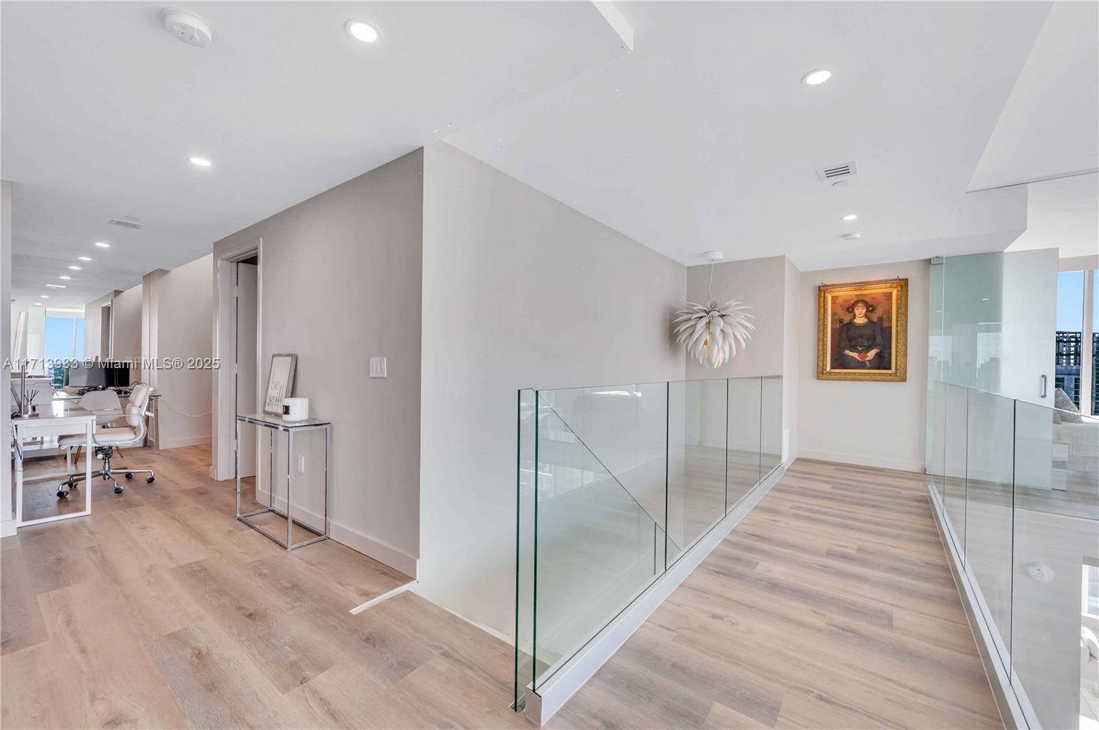 1040 Biscayne Blvd #LPH4407, Miami FL 33132