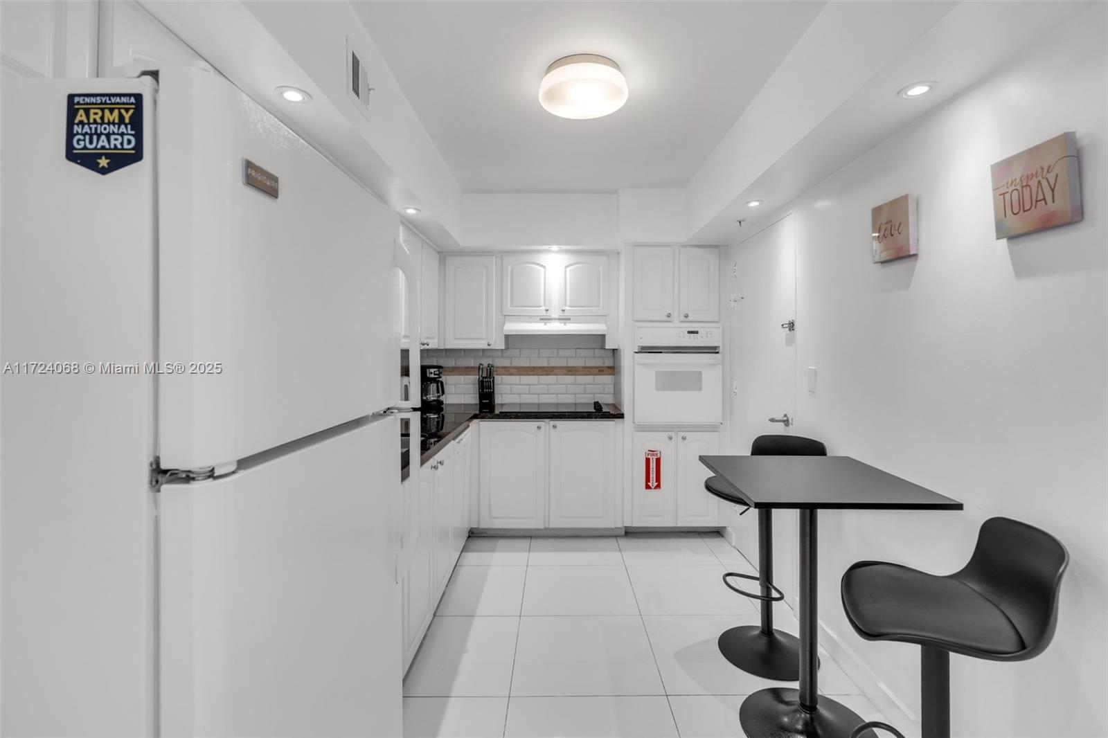 Listing Photo 6